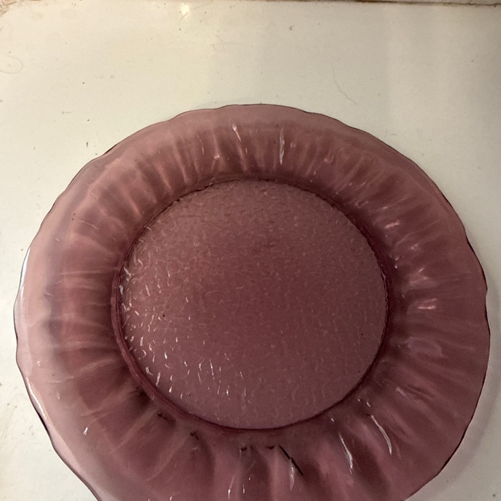 Set of 6 vintage Tiara exclusive amethyst purple glass 7 1/2 inch plates MCM